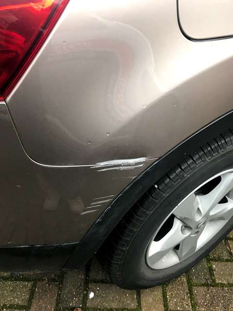 Surrey scratch repairs photo